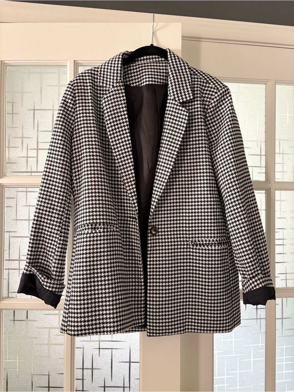 Black and White Houndstooth Blazer